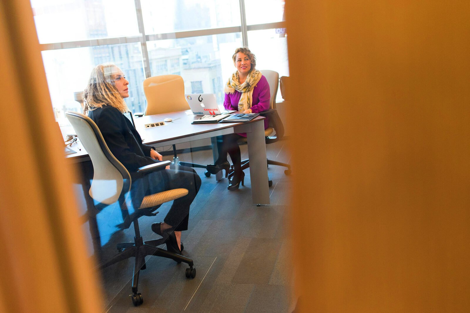 Conectează-te cu viitorul tău profesional: Participă la Bursa Locurilor de Muncă din Sibiu și Mediaș!